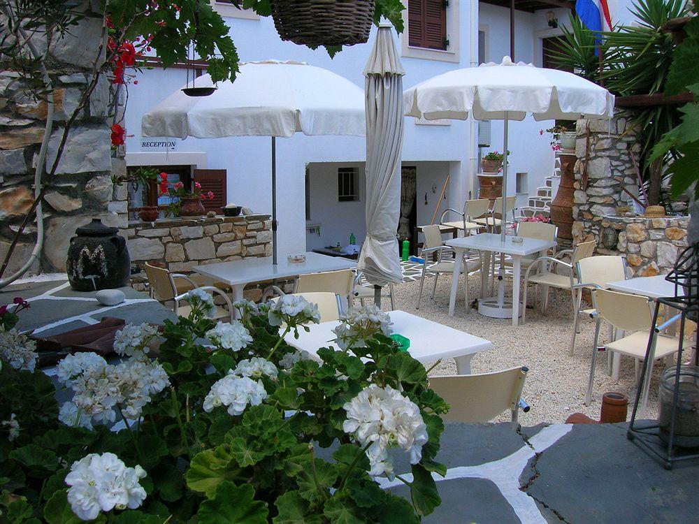 Sunset Studios And Apartments For Adults Over 21 Only Nausa Exteriér fotografie
