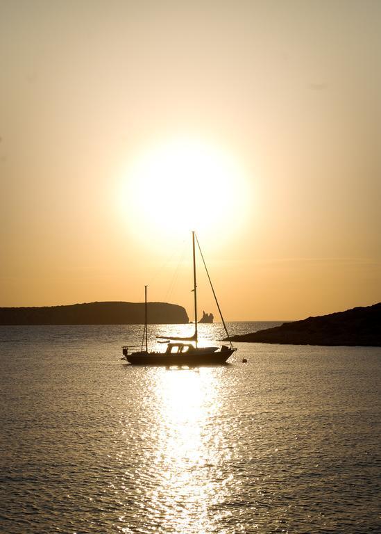 Sunset Studios And Apartments For Adults Over 21 Only Nausa Exteriér fotografie